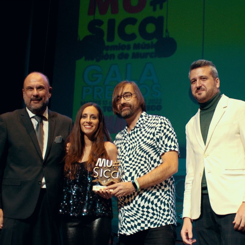 Evve, Mejor Artista Debutante 2022 en los Premios de la Música Región de Murcia