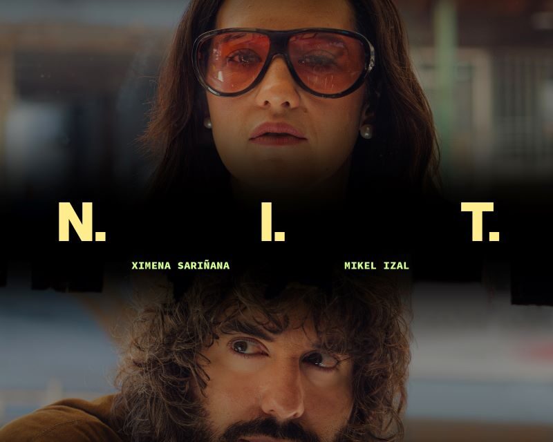 MIKEL IZAL y XIMENA SARIÑANA publican “N.I.T.”