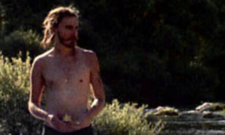 Carlos Ares presenta “Collar”