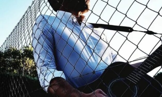 13 Bites cierra etapa con su EP “Más Canciones Normales”