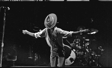 Leiva arrasa en Zaragoza con su gira “Gigante”