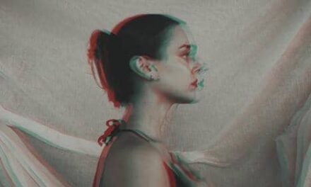 Clara Olóndriz y su álbum debut EL VUELO