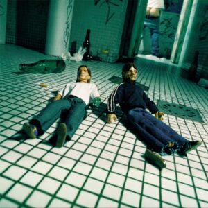 Cora Yako y su Mil Pequeños Cortes