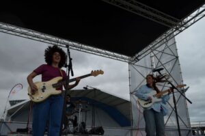 Lisasinson en el Muelle Live