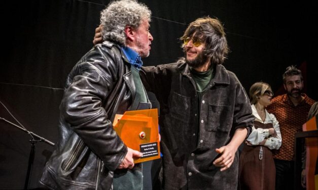 Rufus T Firefly gana el Premio Ruido