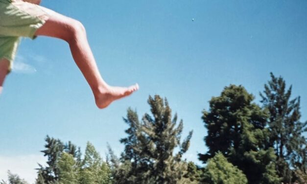 BESTIA BEBÉ PRESENTA GUSTAVO COSTAS