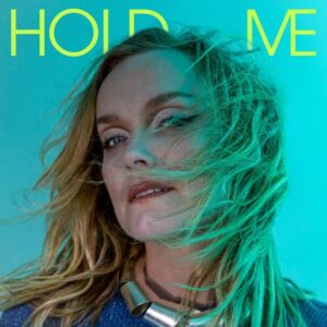 Ana Brun Hold me