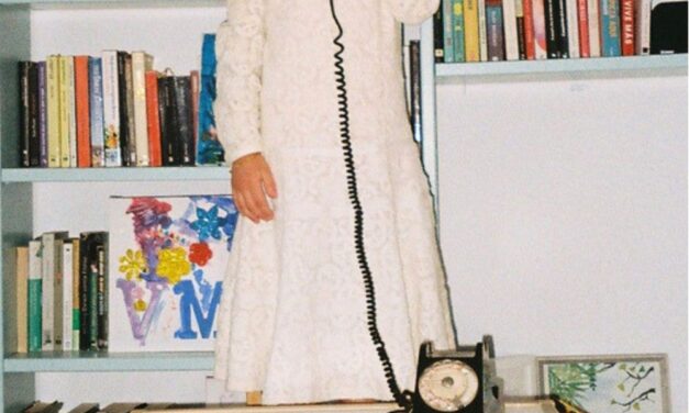 Anouck The Band estrena “Háblame de ella”